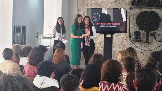 'Amparo', un proyecto de Teresa Nuevo, gana el Premio de 'Cáceres TalkNavalmoral'