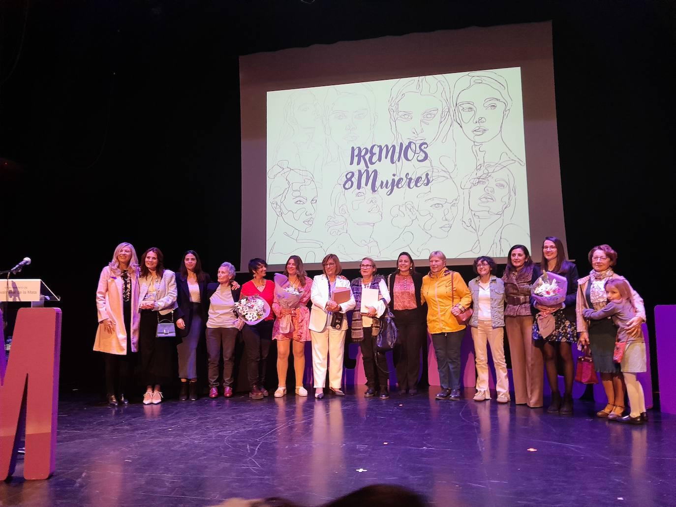 Entregados los Premios '8Mujeres'