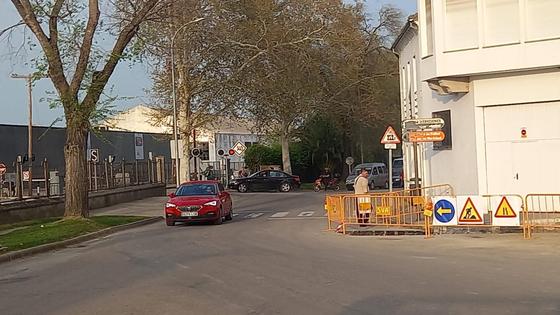 Un tramo entre el paso a nivel y el paseo de la Estación estará, al menos, un año cortado al tráfico