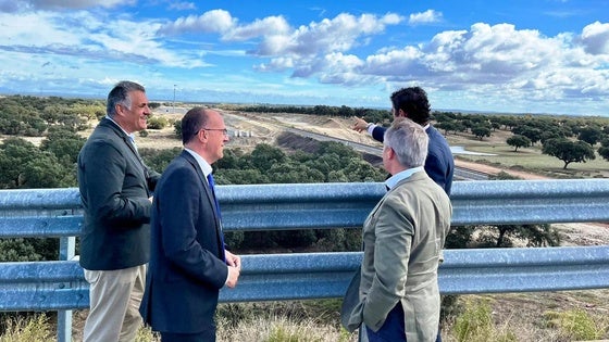 La Junta cree que el Gobierno se «mofa» de Extremadura con el AVE