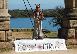 Presentación del festival, muy al estilo Asaco, en Los Mármoles