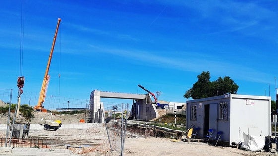 El nuevo puente del barrio de La Paz estará operativo en agosto