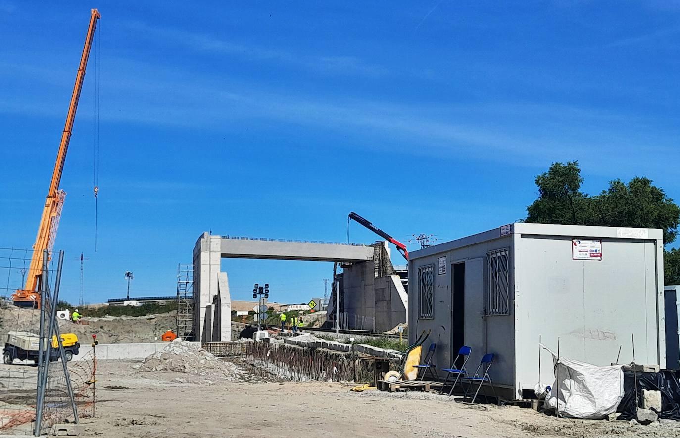 Las obras del tren eliminan la plaza de las cigüeñas