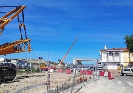 Obras del tren en el barrio de La Paz