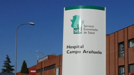 Dos heridos en el choque de un coche y un tractor en Rosalejo