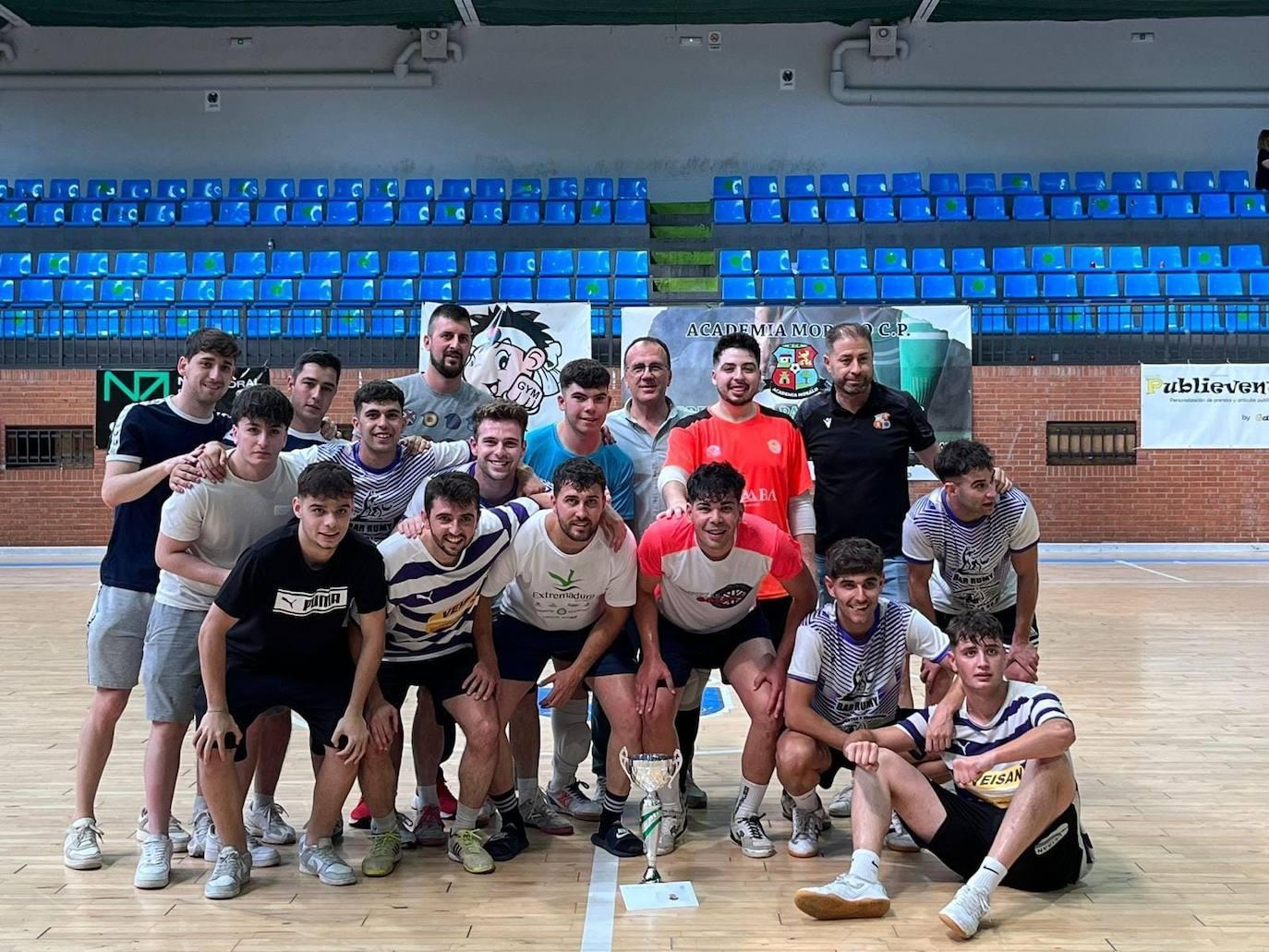 Más de 140 equipos disputan las 24 Horas de Fútbol-Sala