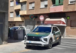 La Guardia Civil busca al autor de un robo con intimidación en la farmacia de la calle Carnaval