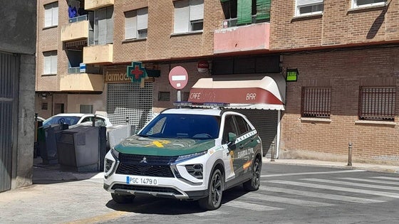 La Guardia Civil busca al autor de un robo con intimidación en la farmacia de la calle Carnaval