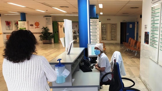 El SES niega las críticas de CCOO sobre el servicio de limpieza del hospital