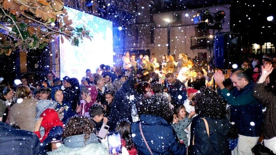 El encendido de la iluminación festiva abre la programación de Navidad