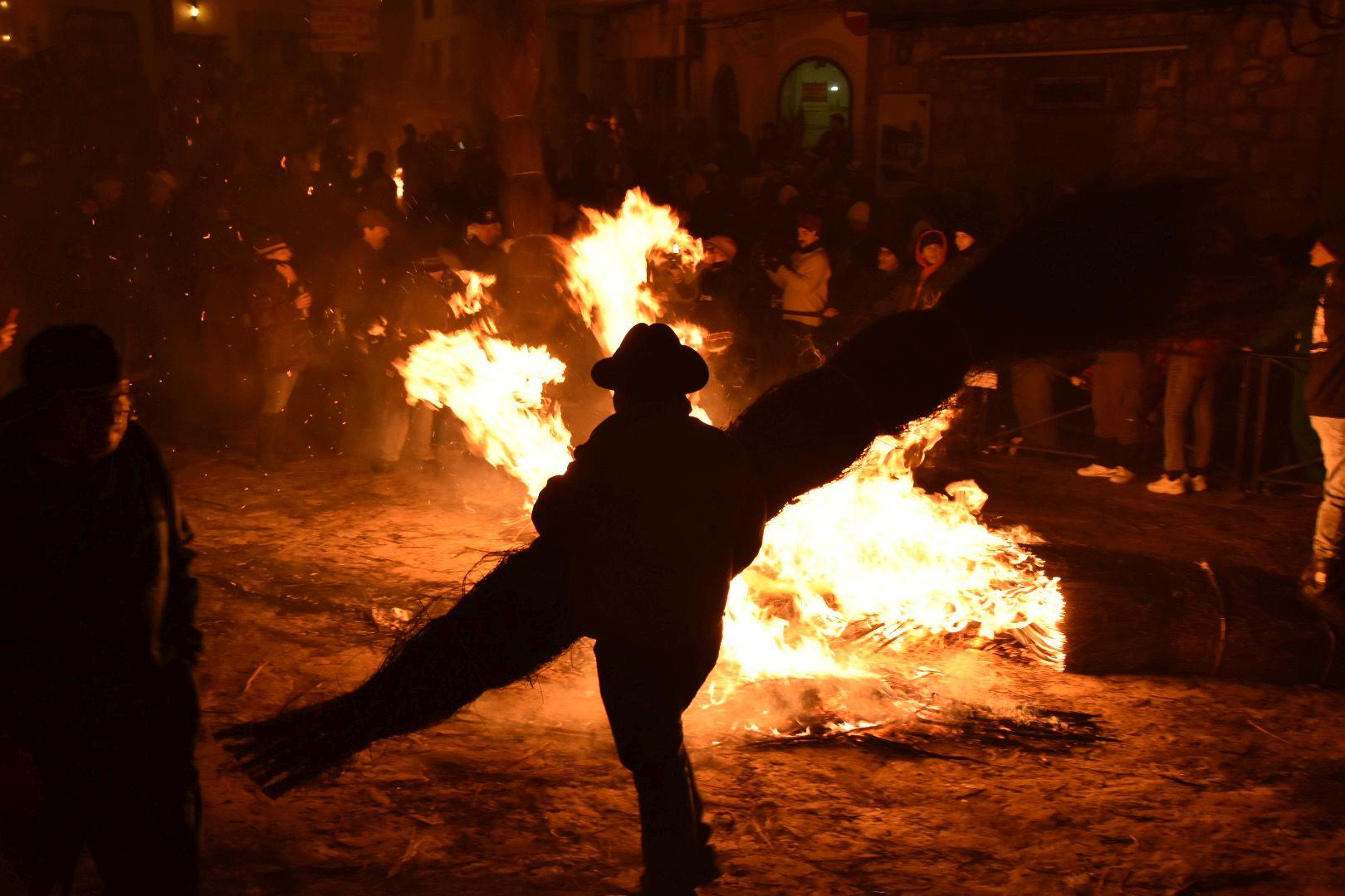 Miles de visitantes respaldan el estreno del Interés Turístico Nacional de Los Escobazos