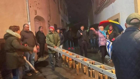 Vecinos de Rosalejo y Carrascalejo organizan sendas cencerradas