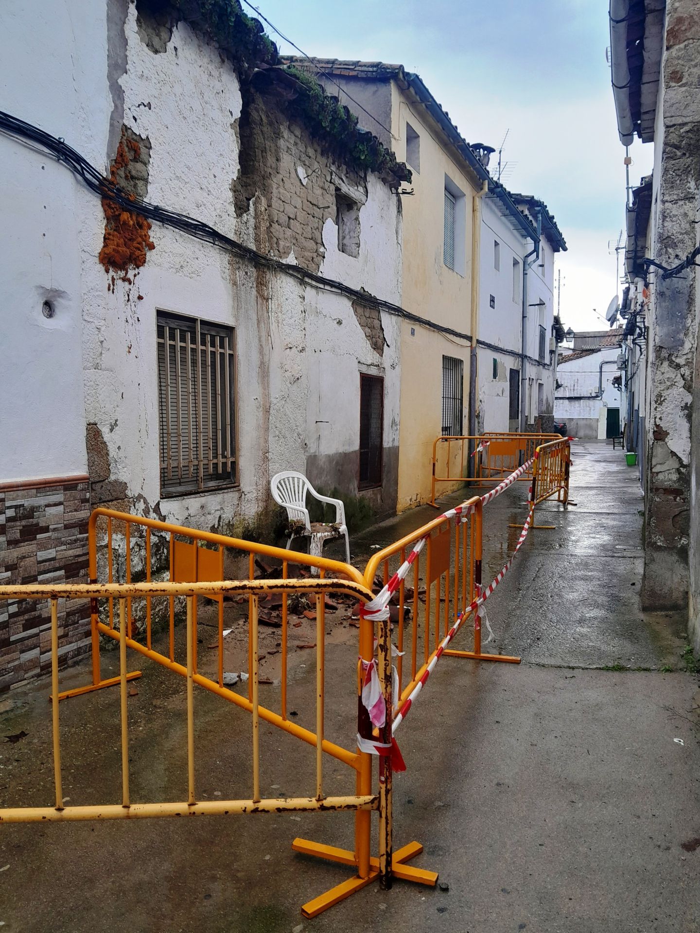 Vivenda afectada en la calle Amapola