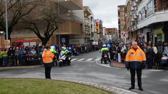 Segundo desfile de carrozas y comparsas, previo a la entrega de premios