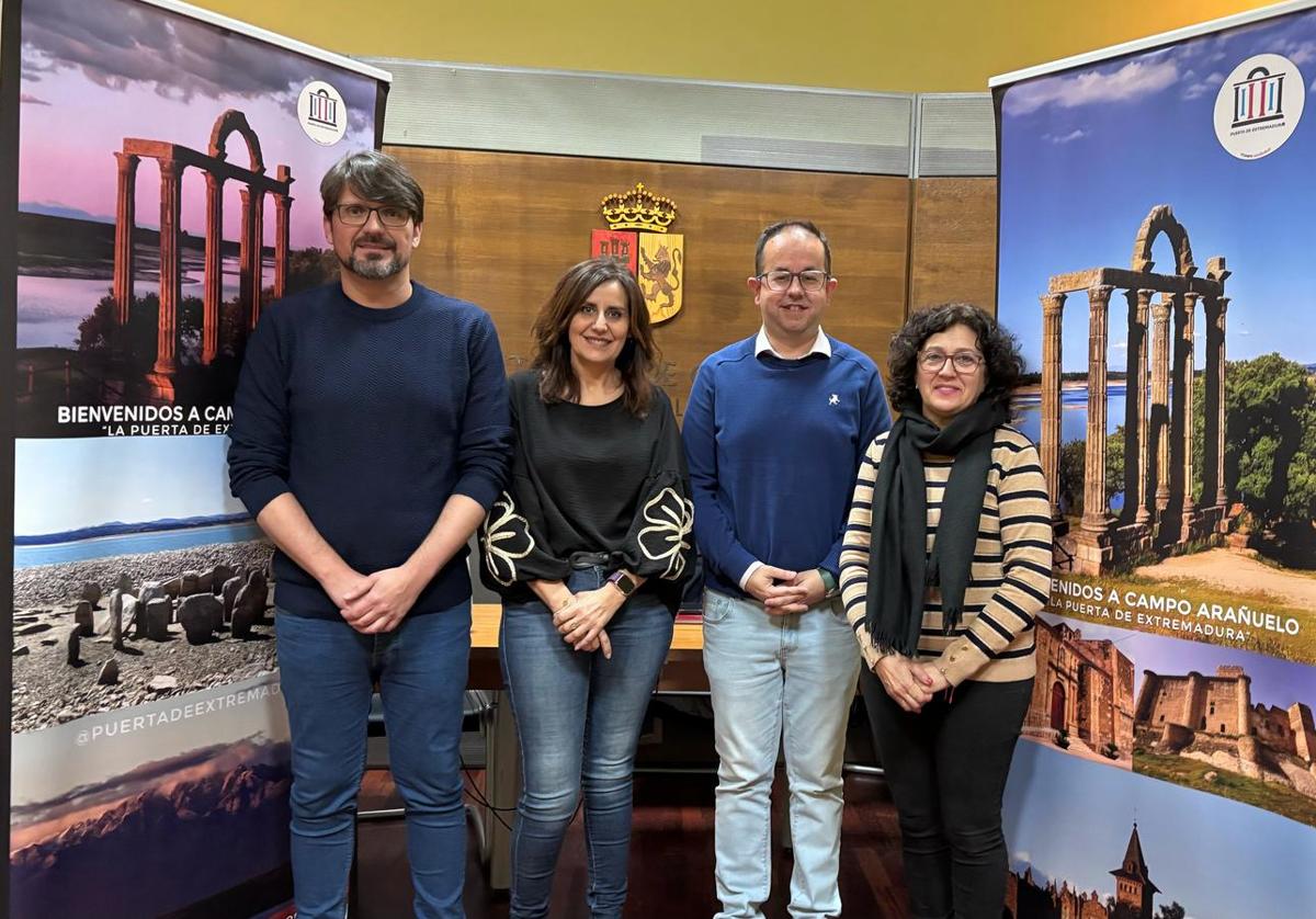 Carlos Utrilla, Geni García, Javier Díaz y Maria Eugenia González en la presentación