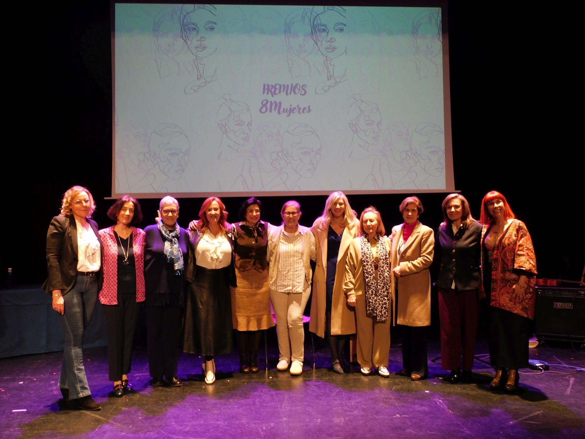 Emotiva entrega de los Premios 8 Mujeres