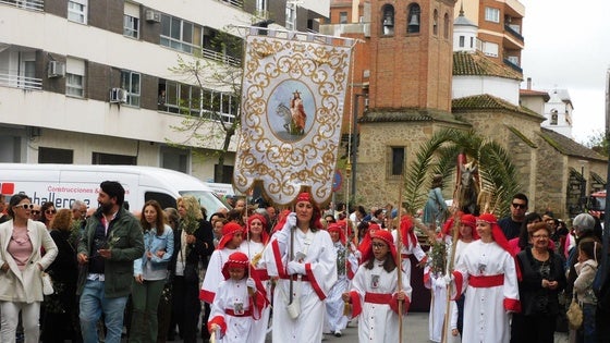 La procesión de los ramos abre los desfiles de la Semana Santa morala