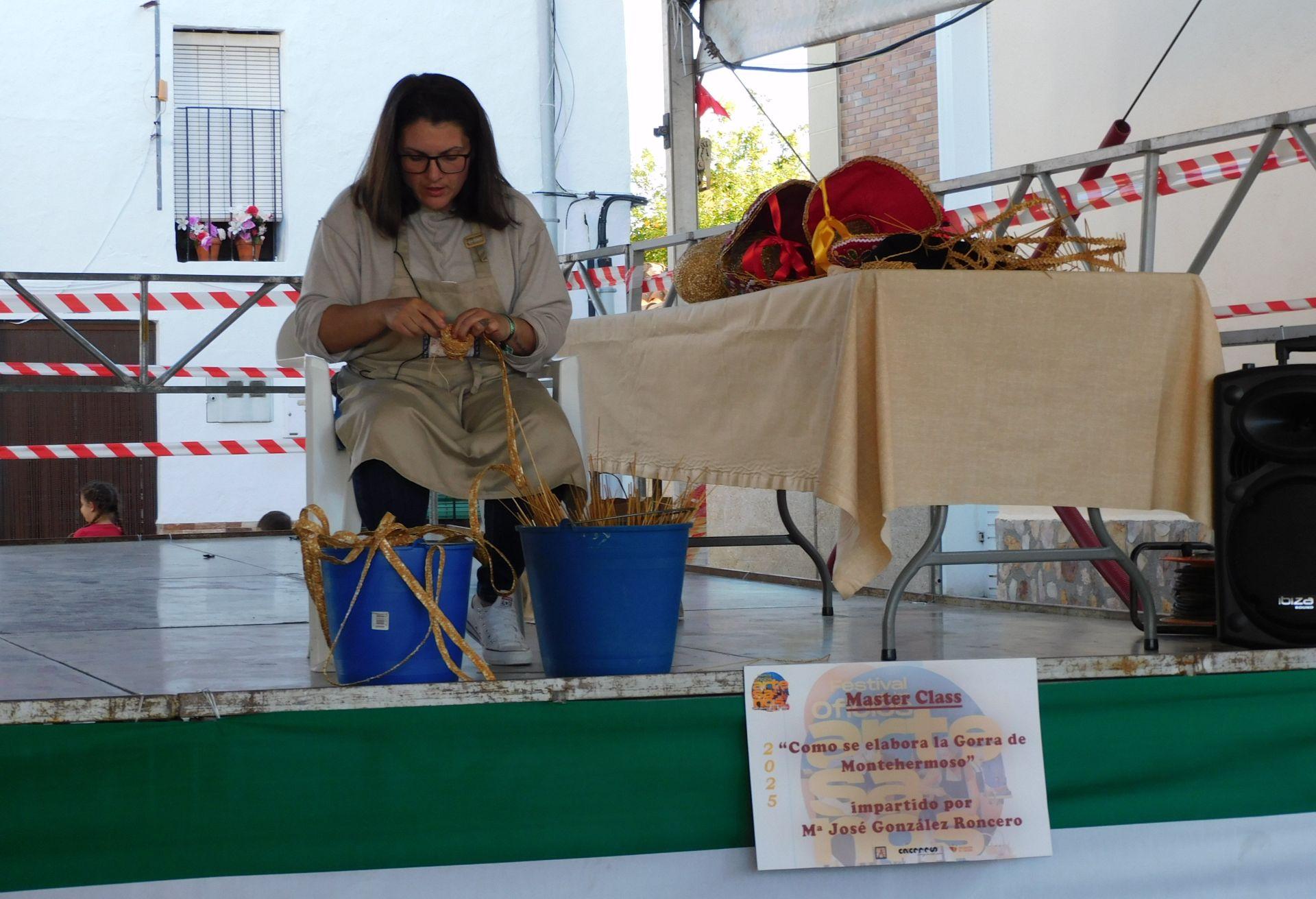 Los oficios artesanos se dan cita en Almaraz