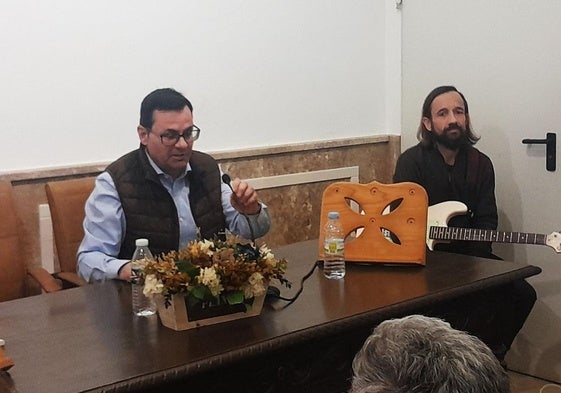 Óscar Jiménez Moriano, magistrado y escritor, presenta nuevo libro