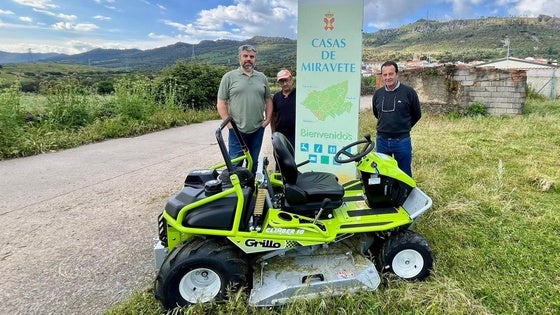 Casas de Miravete se dota de un nuevo equipo para prevenir los incendios forestales