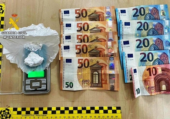 Detenido un hombre con 150 dosis de cocaína escondidas en un calcetín