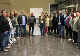 El Círculo muestra su apoyo al empresario agredido y pide una comisaría de la Policía Nacional