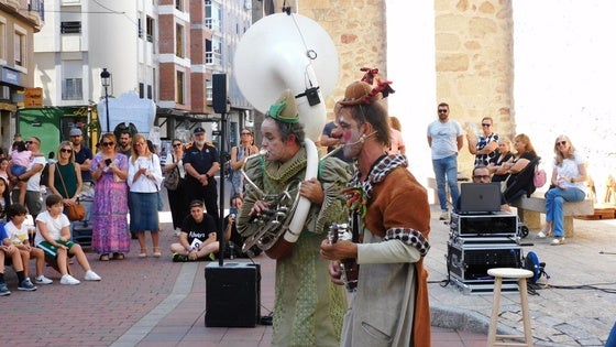 El Festival Nosolocirco trae desde el jueves una decena de espectáculos