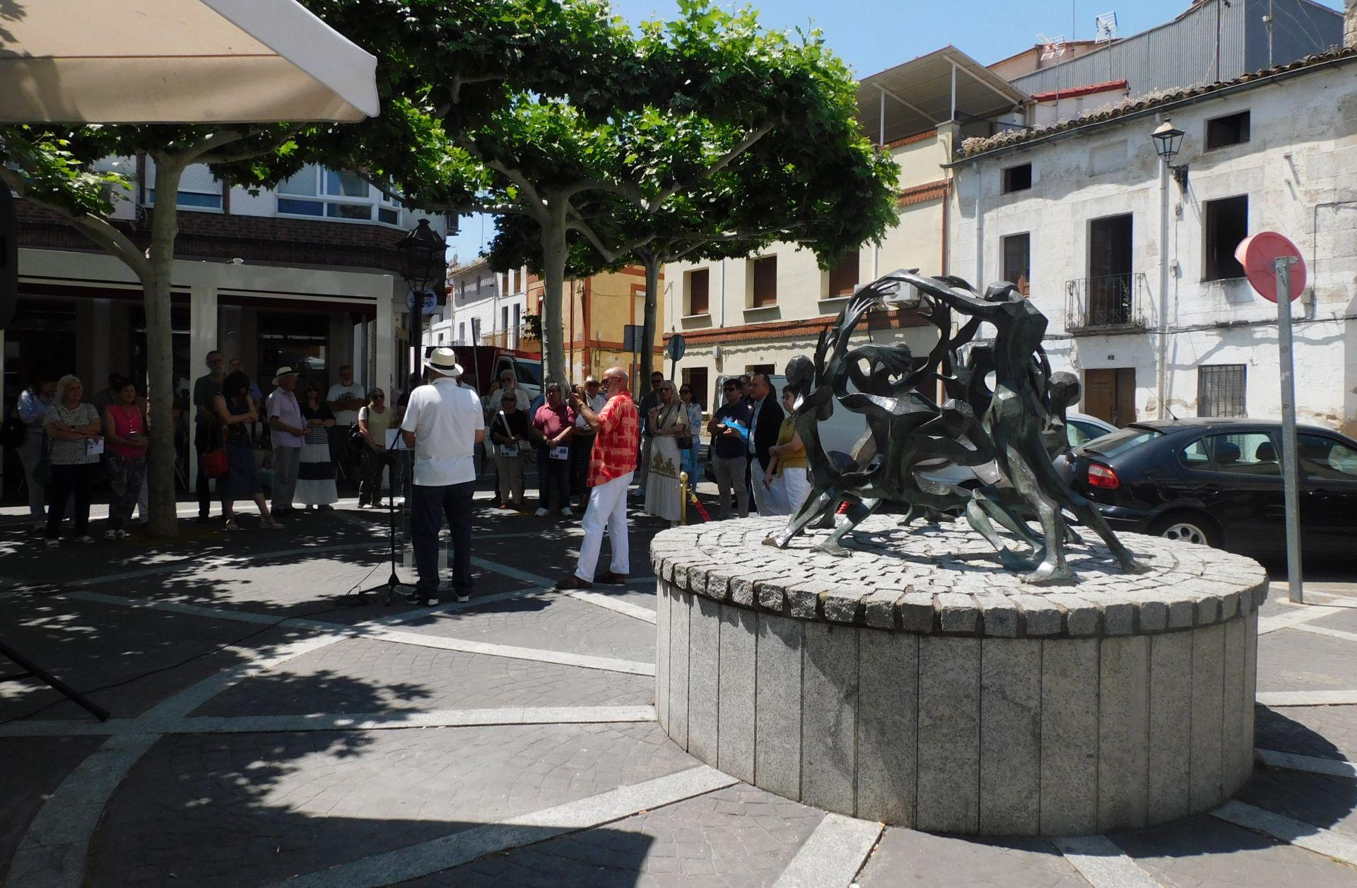 Claudio Favier Orendain recibe un cálido homenaje