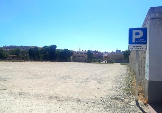 Empieza a funcionar el nuevo parking gratuito de San Isidro