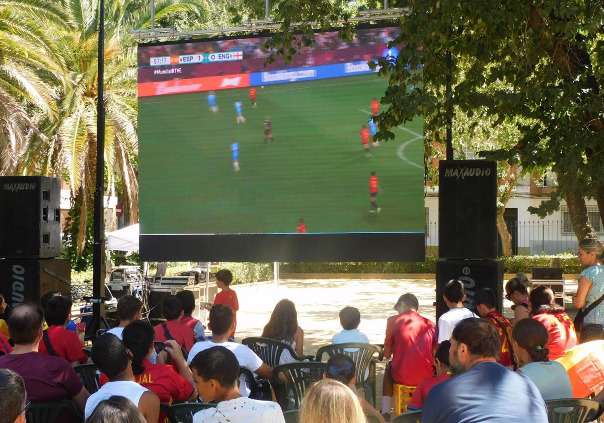 Pantalla instalada hace dos años en el parque municipal