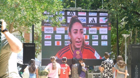 La final de la Eurocopa femenina, en pantalla gigante en la plaza de España