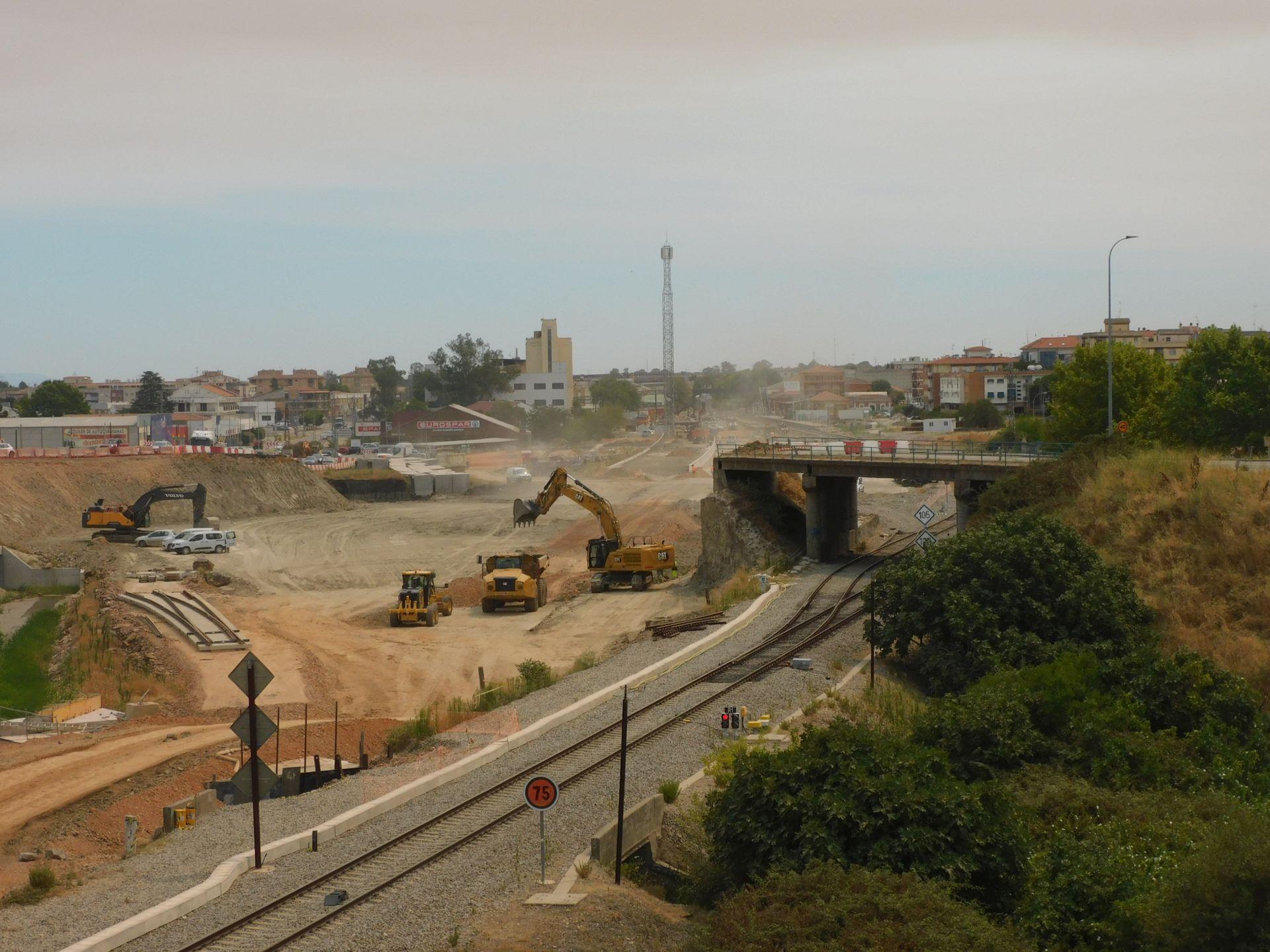 El viejo puente de la Nacional V a la espera de ser derribado