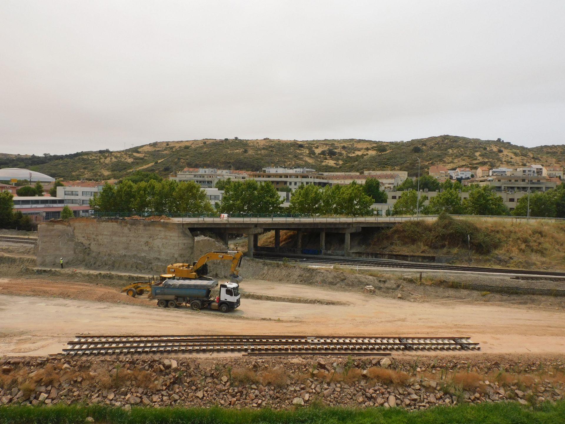 El viejo puente de la Nacional V a la espera de ser derribado