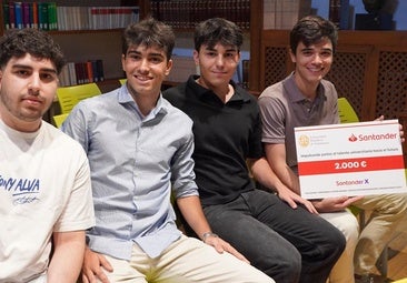 Dos jóvenes universitarios moralos, finalistas nacionales