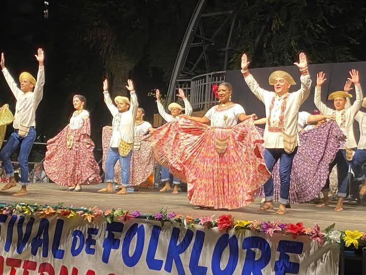 Homenaje a Angelines Sánchez en el Festival Folklórico