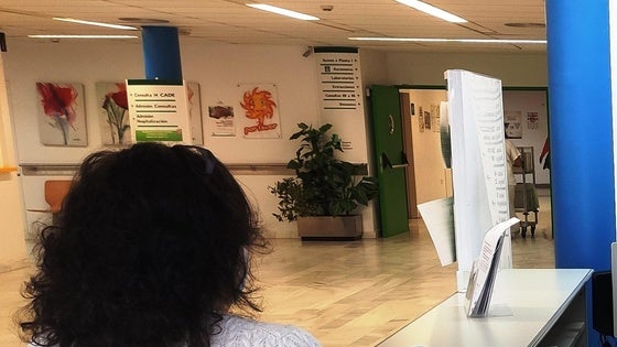 Herida tras la colisión entre un coche y una moto
