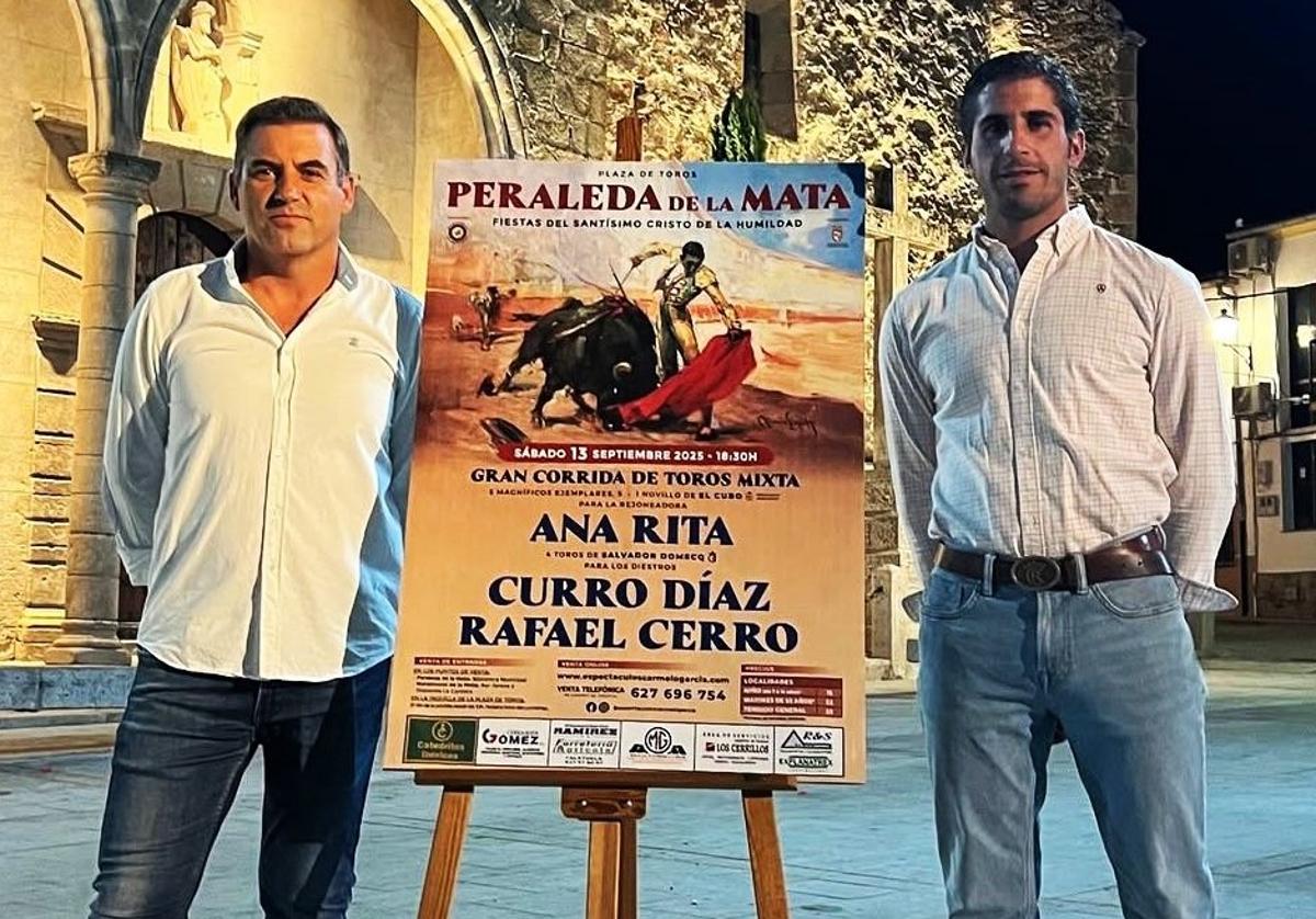 Presentación del cartel en la plaza de Peraleda