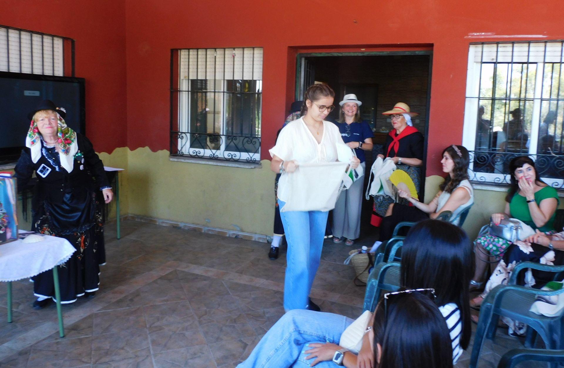 El Encinar, embajadores del folklore por el mundo