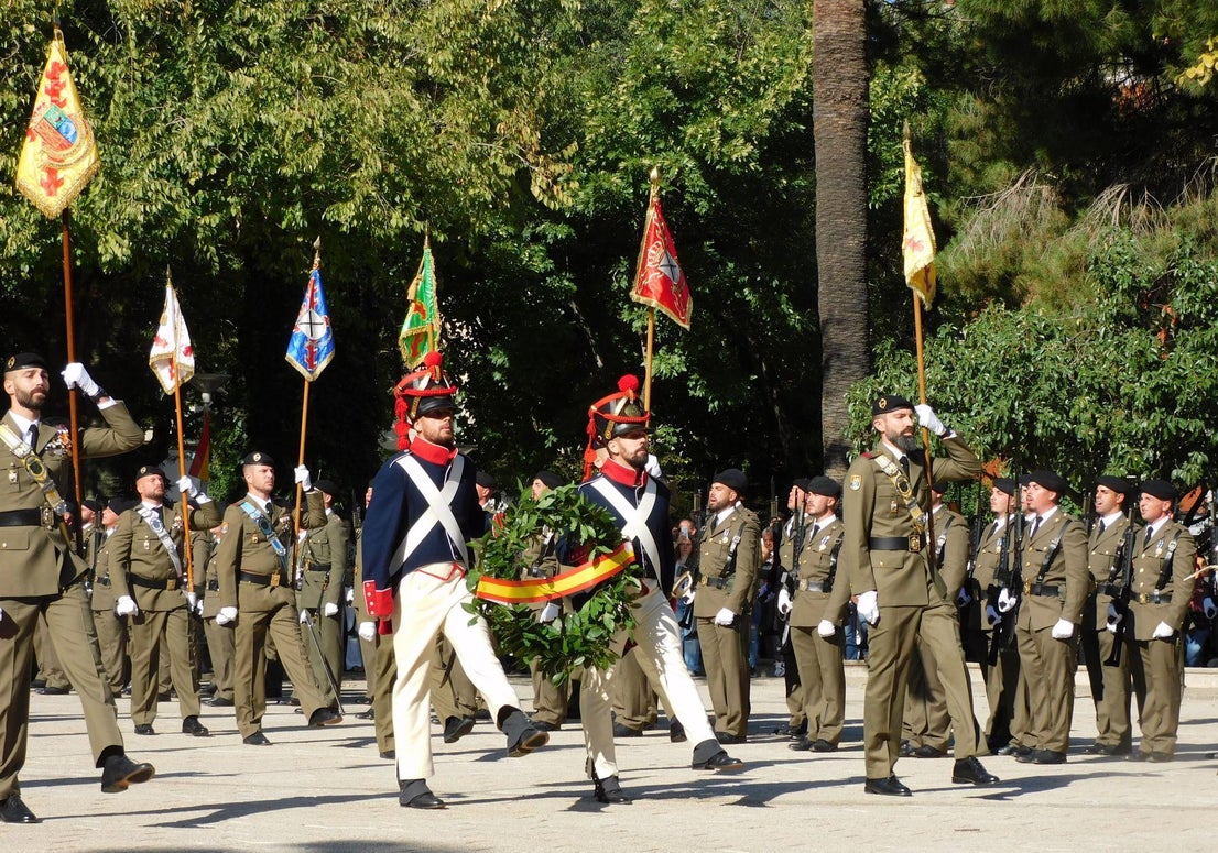 Unos 200 'jurandos' protagonizan una emotiva jura de bandera para personal civil