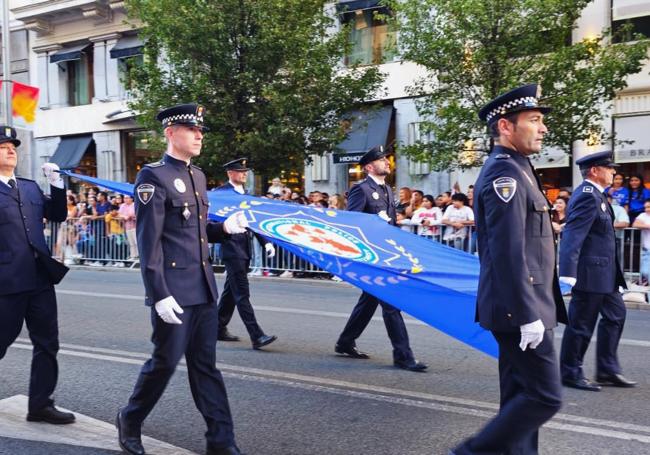 Policías moralos en el Desfile de la Hispanidad