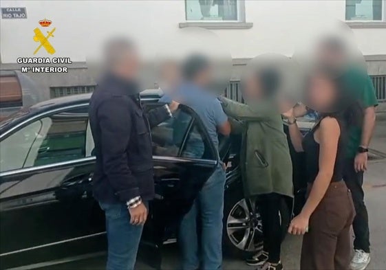 Detenidas dos personas por sustraer un bebé en pleno centro de Navalmoral