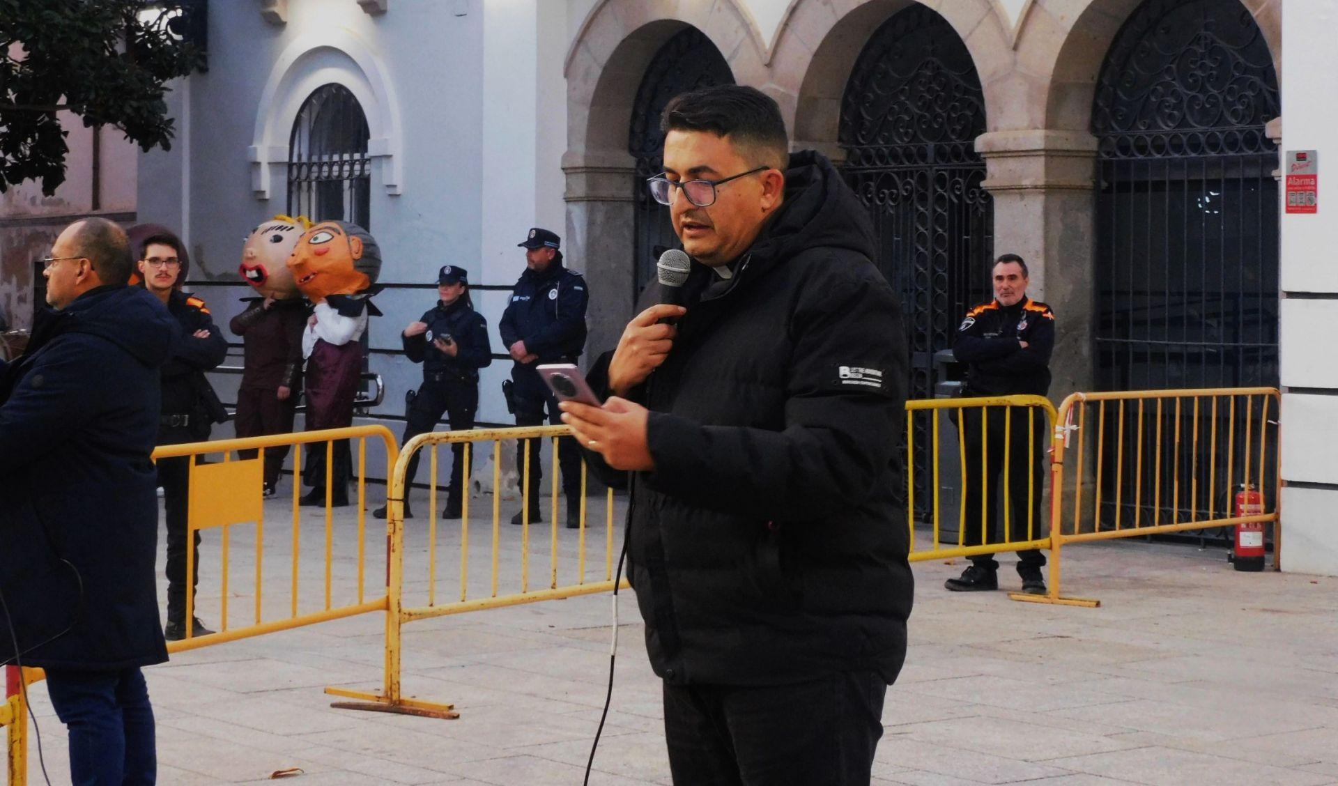 El Hombre Inicuo vuelve a la plaza de España