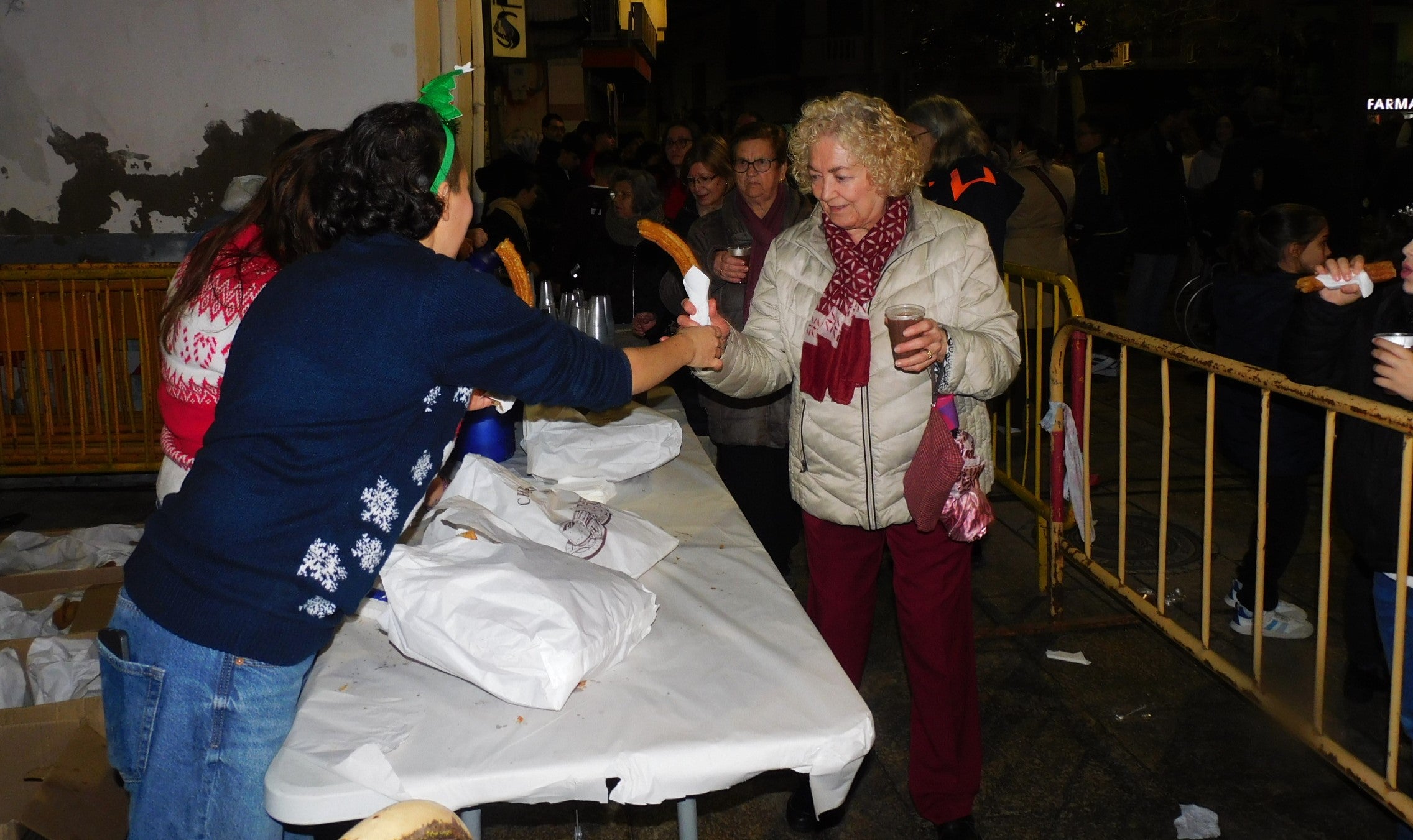 Chocolate con churros para calentar la noche