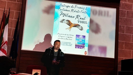 José Manuel Gelpi recibe dos premios literarios en un fin de semana