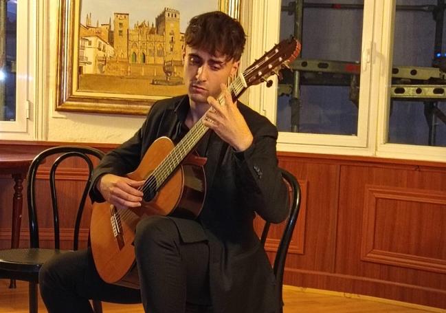 Concierto del joven guitarrista Fernando Romero