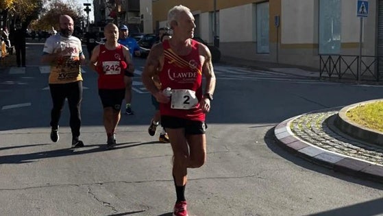 La XV Media Maratón y la prueba de 10K reúnen a cerca de 300 corredores
