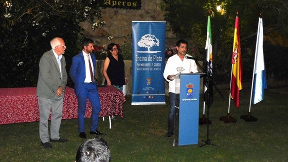 El Premio de Novela Corta 'Encina de Plata' repartirá 8.500 euros en premios