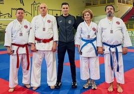 El gimnasio Miguel Ángel suma siete medallas en el Campeonato Máster de Karate