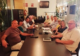 Representantes del Ayuntamiento y del Círculo Empresarial Moralo