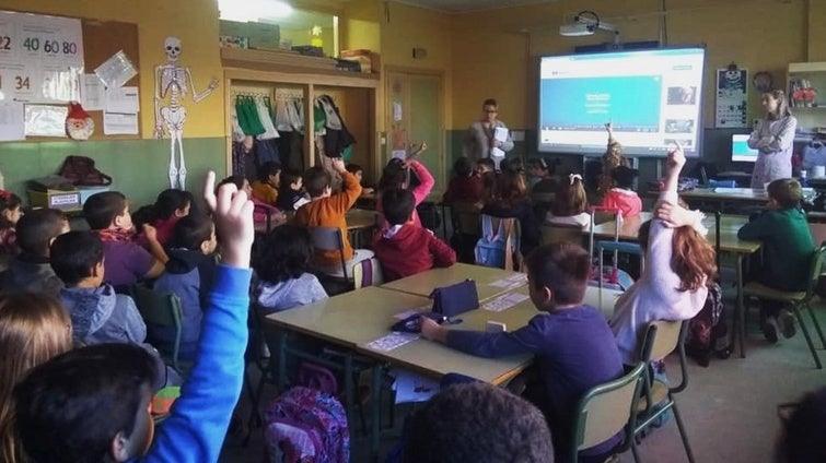 El director del colegio Gonzalo Encabo, de Talayuela, defiende la continuidad de las clases de Lengua Árabe y Cultura Marroquí